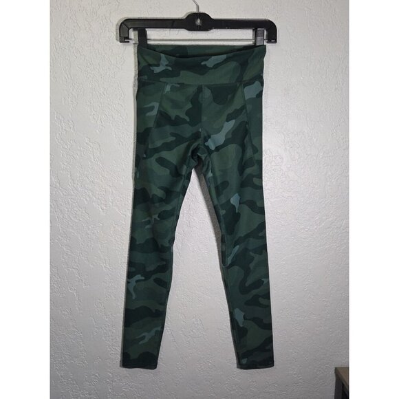 Old Navy Active Power Soft Green Camo Leggings Size Girl's 10/12 Large - Picture 1 of 4
